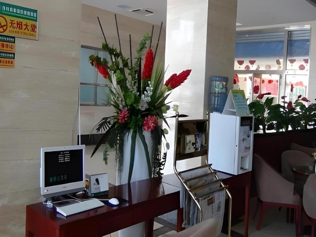 Greentree Inn Tianjin Wuqing Distric Bohai Market Buitenkant foto